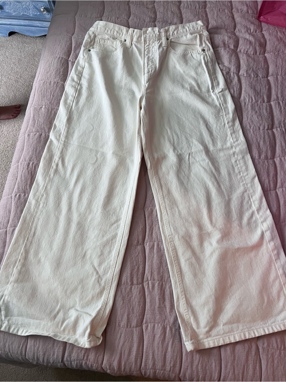 GAP High Rise Wide-Leg Jeans